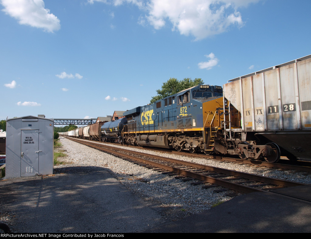 CSX 872